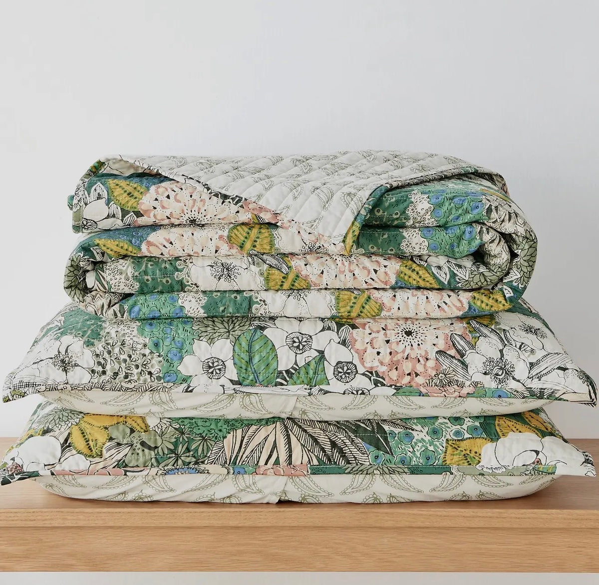 June Quilt Set