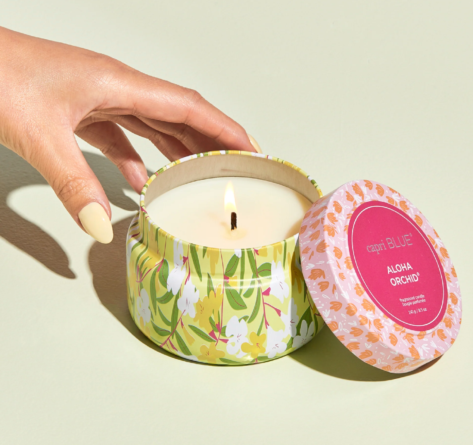 Aloha Orchid Pattern Play Travel Tin Candle