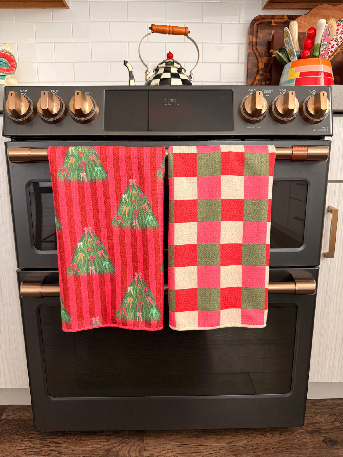 Crae Merry Maker Hand Towel