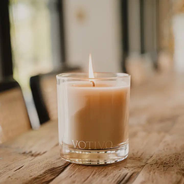 Red Currant 10oz Signature Candle | Mother's Day Gift