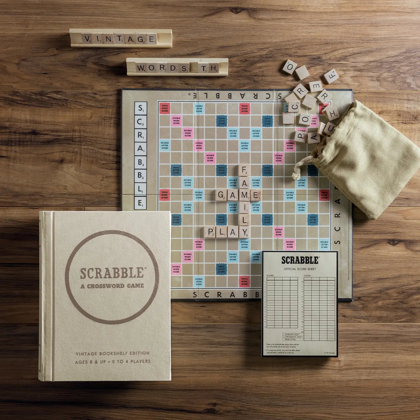 SCRABBLE Vintage Bookshelf Edition