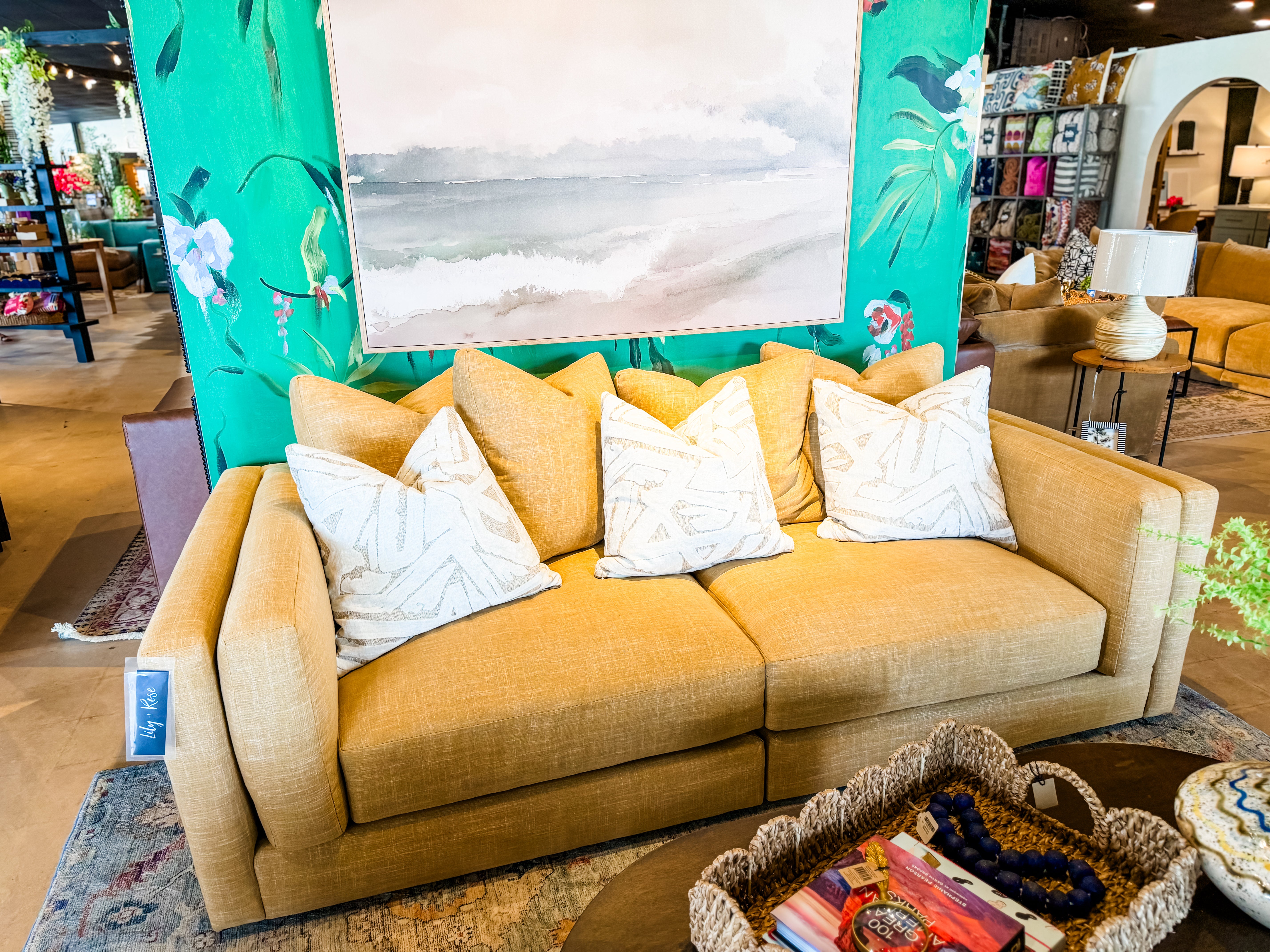 Salma Sofa