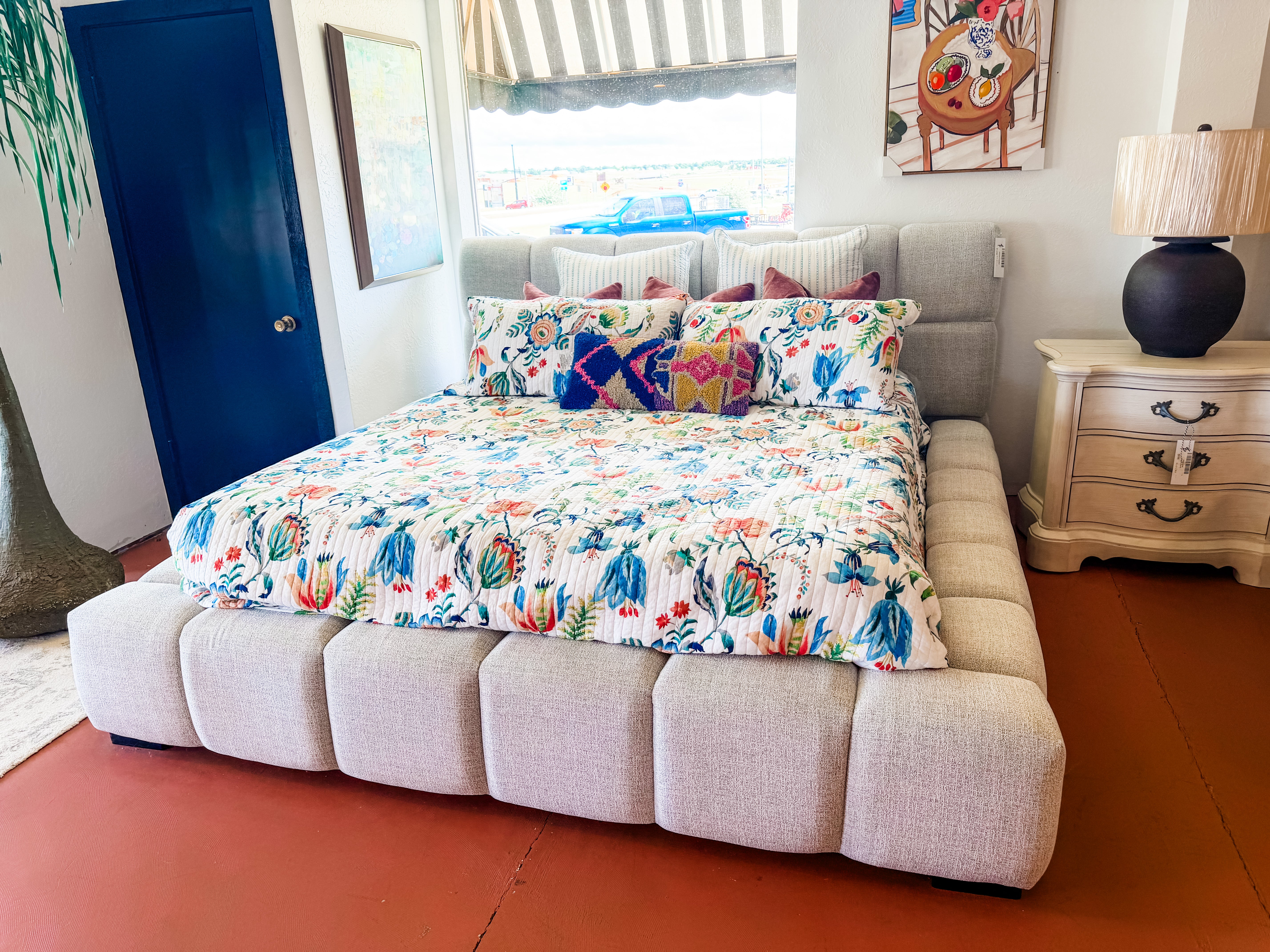 Jesstean King Upholstered Bed