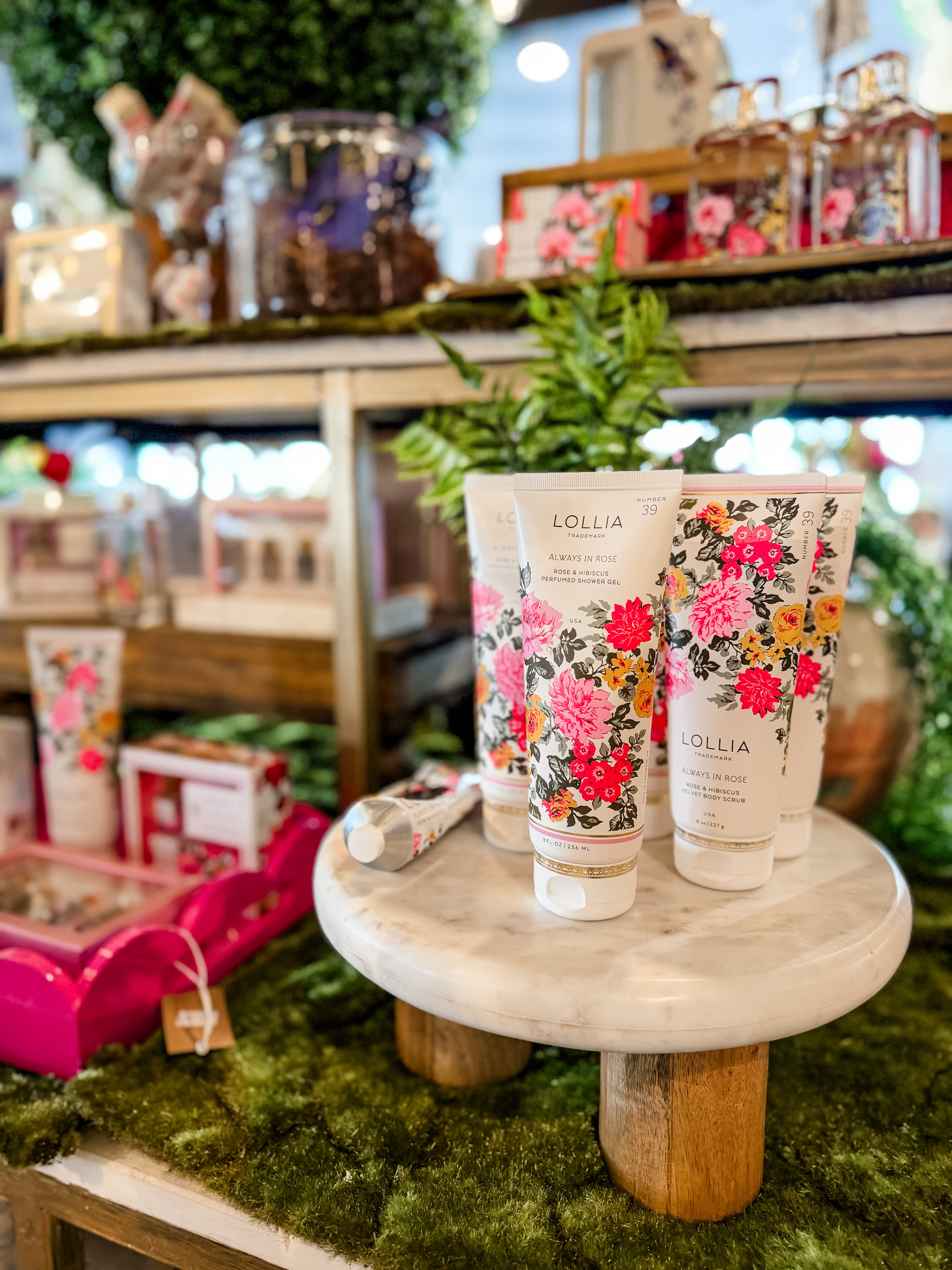 Always In Rose Perfumed Shower Gel