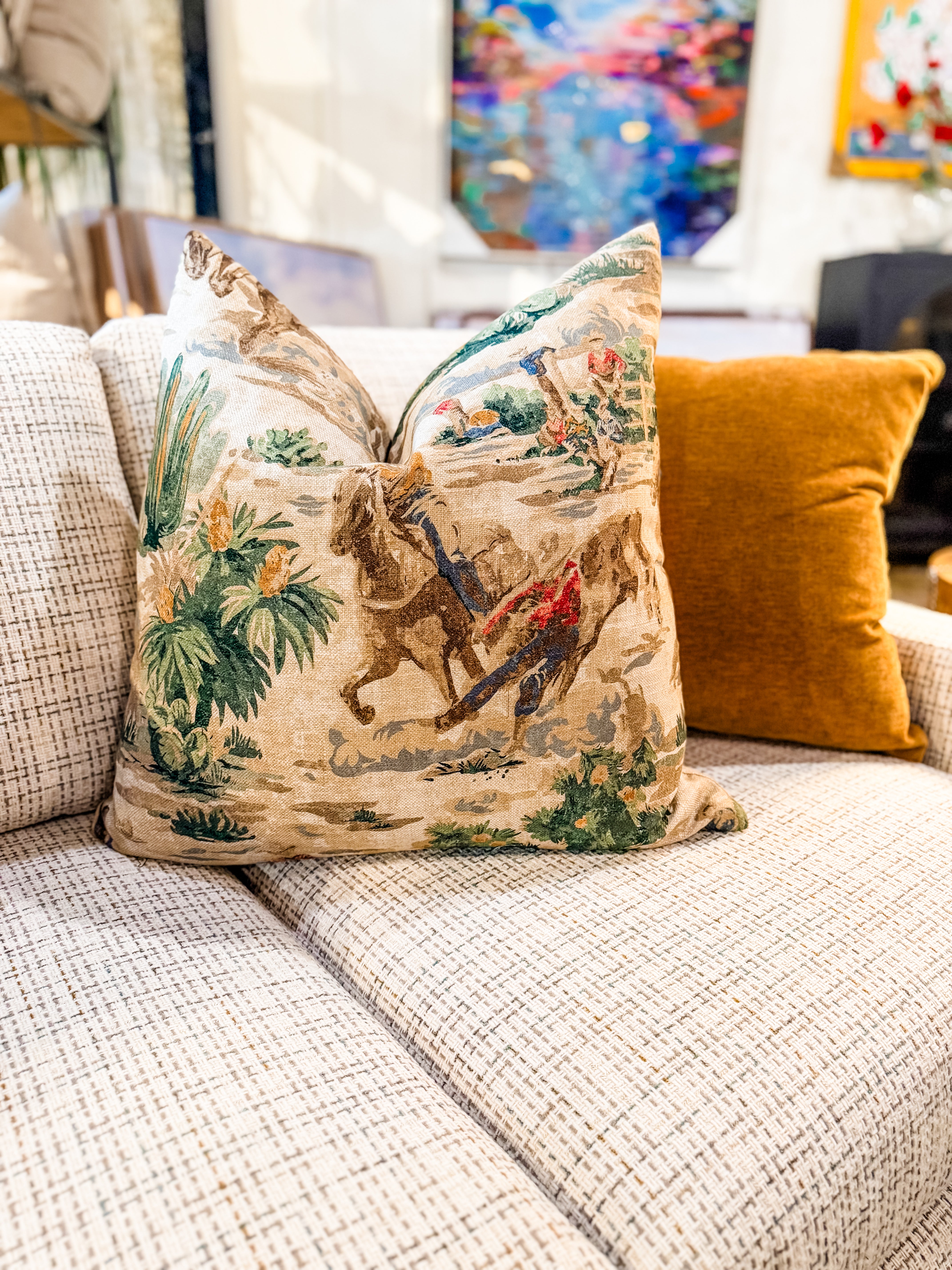 DVK Pillow - Saddler