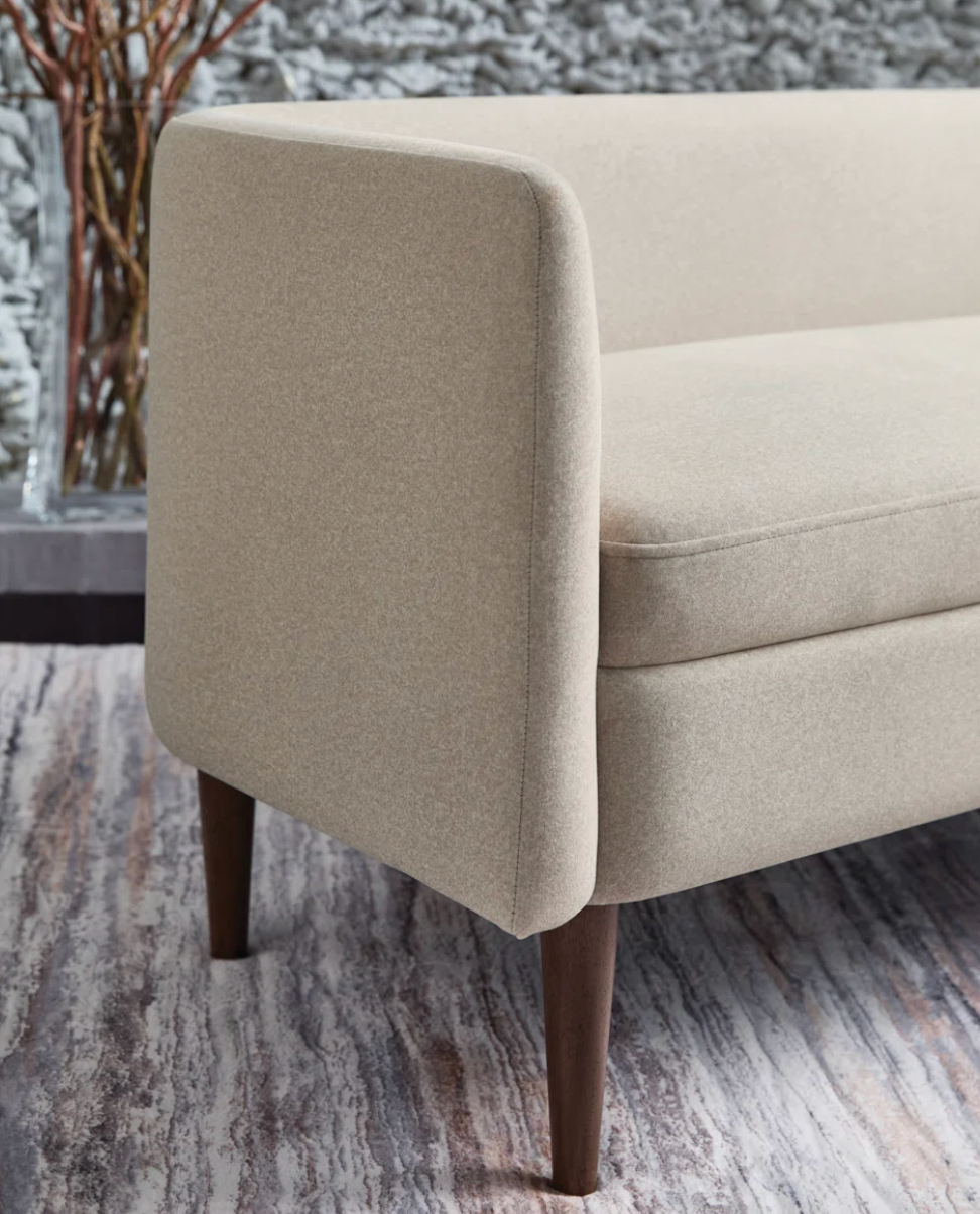 Wainner Accent Bench