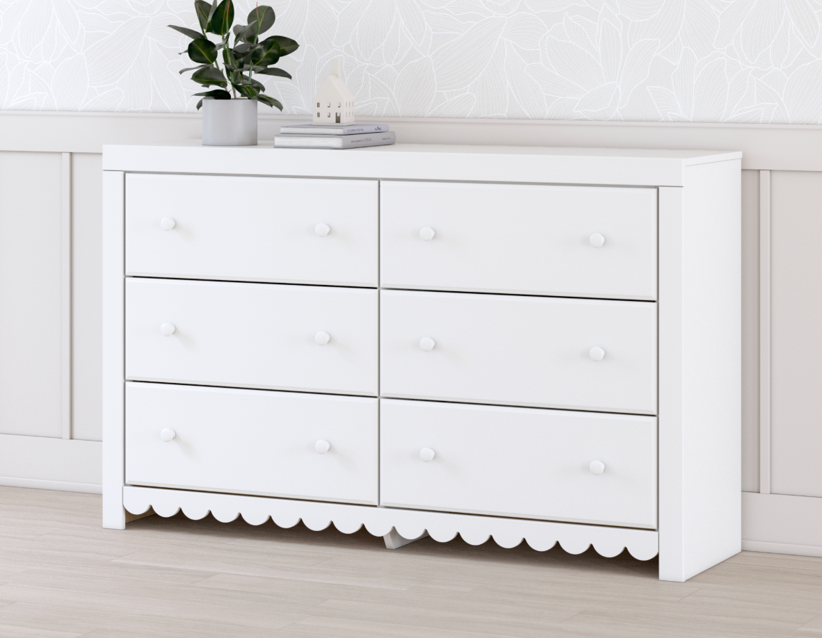 Mollviney Dresser