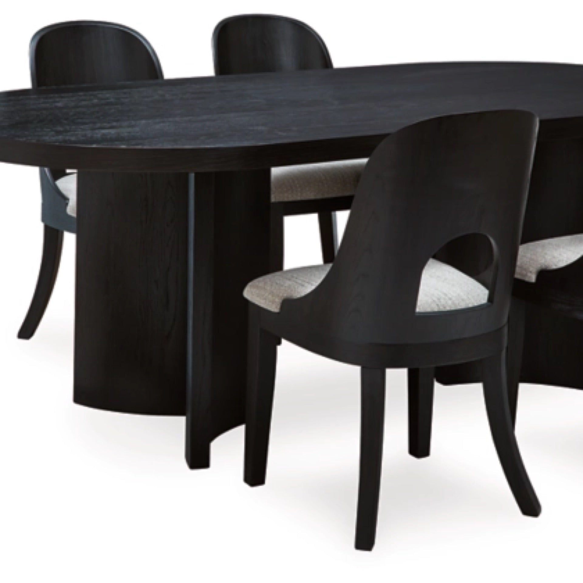 Rowanbeck Dining Table and 6 Chairs