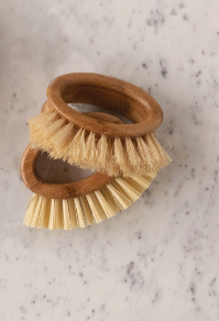 Bamboo Dish Sisal Brush